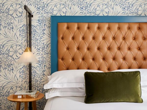 Kimpton Hotel Monaco Denver, an IHG Hotel : photo 7 de la chambre chambre lit king-size essentielle avec douche à l'italienne