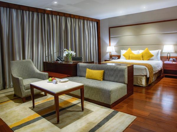 Crowne Plaza Kochi, an IHG Hotel : photo 6 de la chambre chambre lit king-size premium