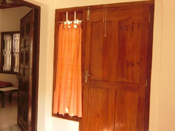 Kochill - Relax & Stay - : photo 5 de la chambre chambre lits jumeaux avec salle de bains commune