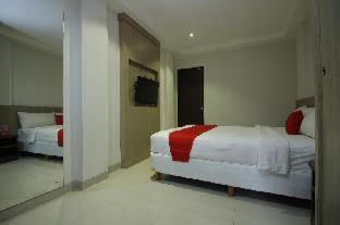 RedDoorz Plus @ TB Simatupang : photo 1 de la chambre room #385766608