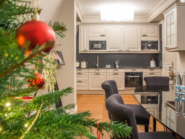 Rubin Luxury Apartments : photo 2 de la chambre suite duplex avec accès au centre de bien-Être