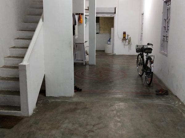 Mayurapriya Inn : photo 3 de la chambre chambre simple avec salle de bains extérieure privative