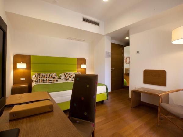 Hotel Plaza : photo 2 de la chambre chambre double