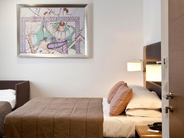 Hotel Plaza : photo 10 de la chambre chambre double confort