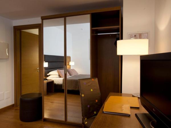 Hotel Plaza : photo 7 de la chambre chambre double confort