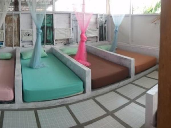 Yez Yez Yez All Good Hostel : photo 2 de la chambre lit dans dortoir mixte de 10 lits