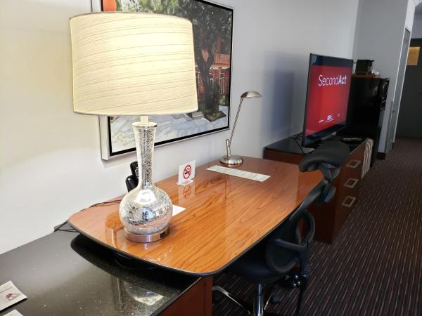 Le Nouvel Hotel : photo 4 de la chambre chambre avec 2 grands lits queen-size 