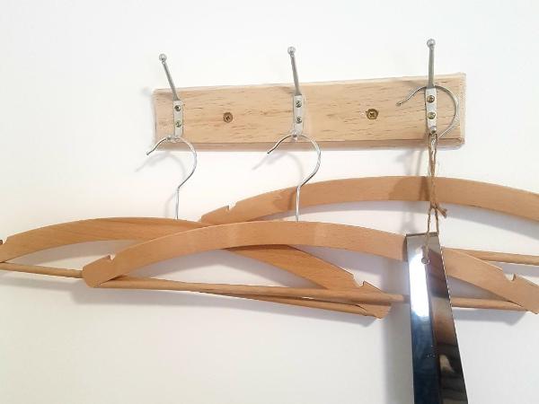 New Hostel Berlin Mitte FREE SNACK hot tea and coffee : photo 6 de la chambre lit simple dans dortoir de 3 lits