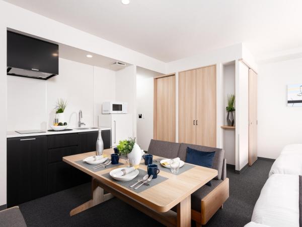 MIMARU Tokyo Ueno Okachimachi : photo 2 de la chambre appartement (4 lits simples)