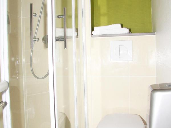 Hotel Inn design Vierzon - ex B&B : photo 8 de la chambre chambre lits jumeaux