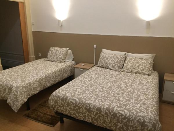 Lira Guest House B&B : photo 1 de la chambre chambre quadruple