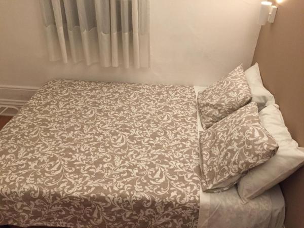 Lira Guest House B&B : photo 2 de la chambre chambre double Économique