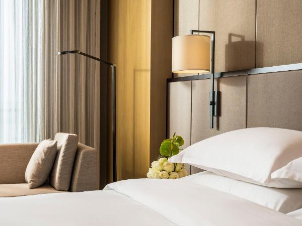 InterContinental Wuhan, an IHG Hotel - Yangtze River View : photo 1 de la chambre chambre lit king-size classique