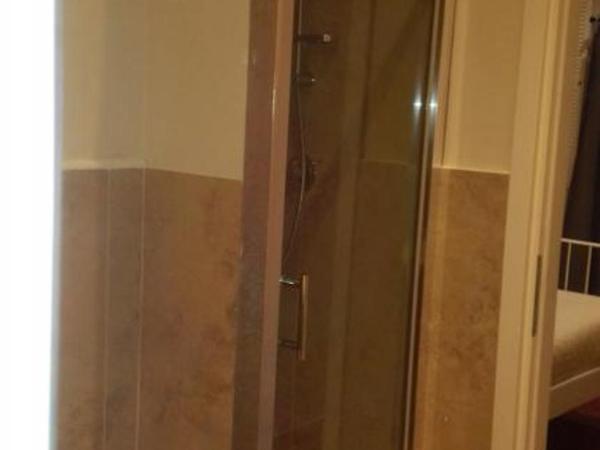 Chiossone Suites : photo 7 de la chambre chambre double classique avec salle de bains privative
