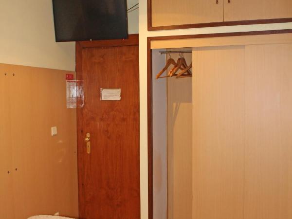 Residencial Paranhos : photo 6 de la chambre chambre lits jumeaux