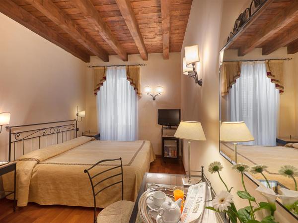 Hotel Marco Polo : photo 2 de la chambre chambre double ou lits jumeaux standard