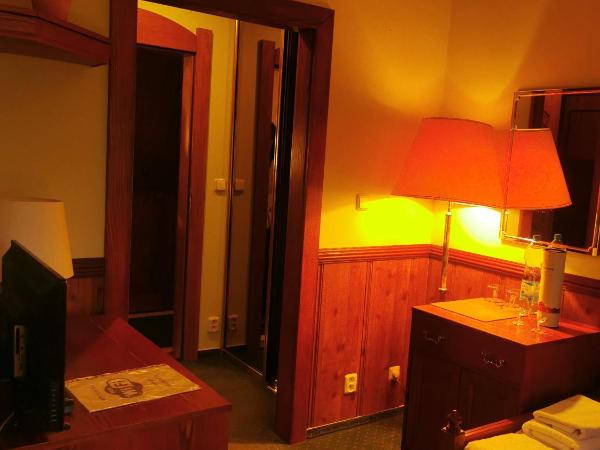 River Star Hotel : photo 7 de la chambre chambre lits jumeaux