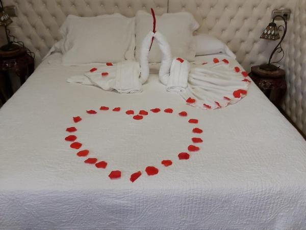 L'Otelet By Sweet : photo 9 de la chambre suite deluxe avec baignoire spa