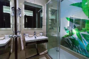 Business Hotel : photo 1 de la chambre room #153573110
