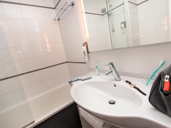 Ibis Styles Paris Massena Olympiades : photo 3 de la chambre chambre double standard