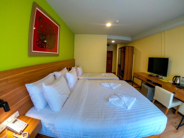 Siri Oriental Bangkok Hotel : photo 10 de la chambre chambre triple deluxe