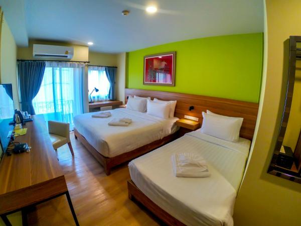 Siri Oriental Bangkok Hotel : photo 5 de la chambre chambre triple deluxe