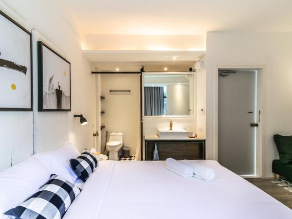 UHU Bangkok : photo 6 de la chambre chambre double deluxe avec balcon