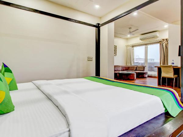 Treebo M2M Residency Sector 46 : photo 6 de la chambre chambre double supérieure