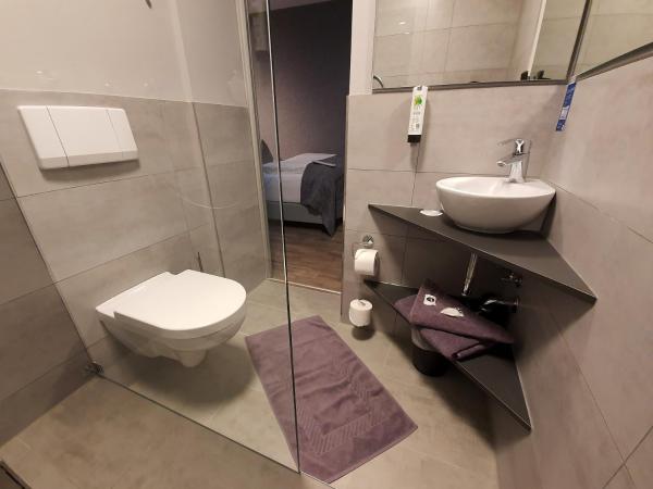 Hotel Falkenturm : photo 1 de la chambre appartement 3 chambres