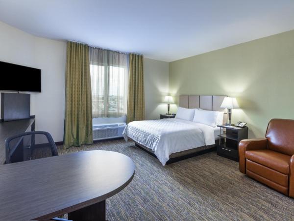 Candlewood Suites Houston - Spring, an IHG Hotel : photo 4 de la chambre studio lit queen-size 
