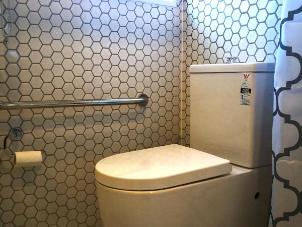 V Motel : photo 8 de la chambre accessible two queen bed apartment