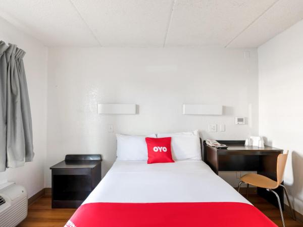 OYO Hotel Houston Katy Freeway : photo 10 de la chambre chambre double - accessible aux personnes à mobilité réduite 