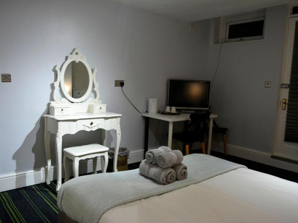 Queens Guesthouse Manchester : photo 6 de la chambre chambre double deluxe