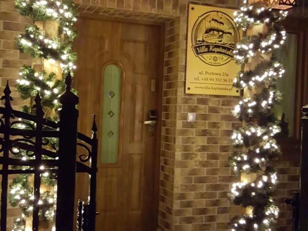 Villa Kapitańska : photo 7 de la chambre double room with two single beds, private bathroom and balcony