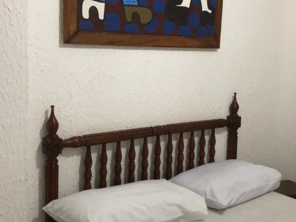 Pousada Suítes Do Pelô : photo 2 de la chambre chambre double avec climatisation