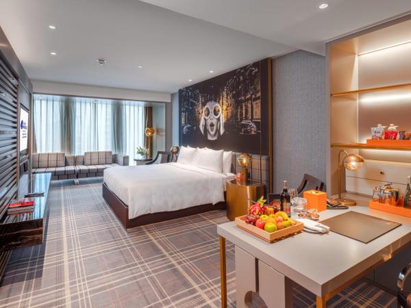 Hotel Indigo Shanghai Jing'An, an IHG Hotel : photo 7 de la chambre chambre lit king-size premium