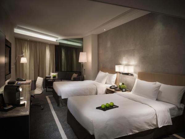 Gateway Hotel, Marco Polo : photo 2 de la chambre chambre double ou lits jumeaux de luxe avec minibar gratuit