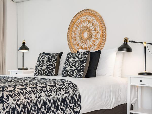 Bayview Beachfront Apartments, in town right on the beach : photo 2 de la chambre appartement 1 chambre standard