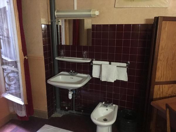 A la Pinte du Nord : photo 6 de la chambre chambre double