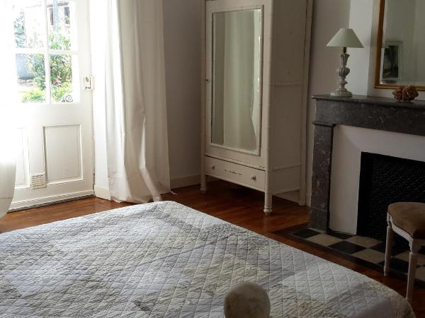 L'Ecrin : photo 2 de la chambre chambre triple - vue sur jardin