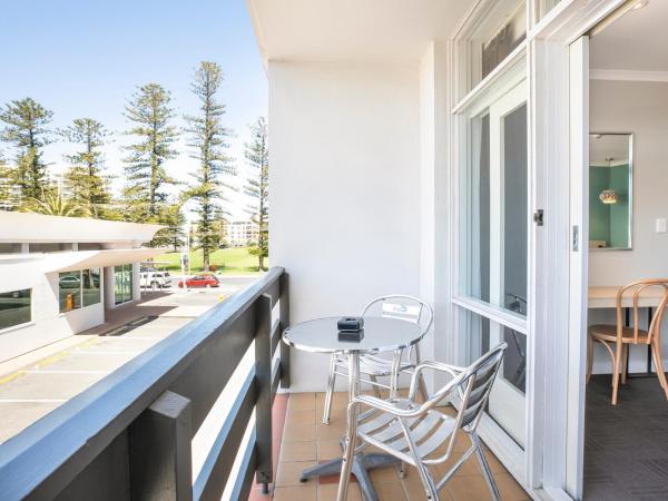 Nightcap at Watermark Glenelg : photo 5 de la chambre studio lit queen-size