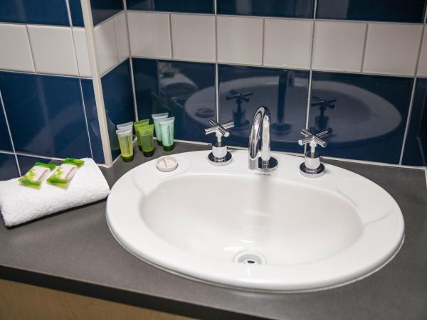 Nightcap at Watermark Glenelg : photo 9 de la chambre studio lit queen-size