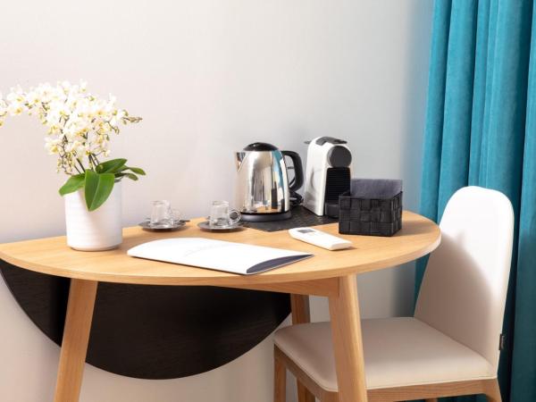 Hotel le Jardin d'Emile : photo 3 de la chambre suite junior - vue sur mer