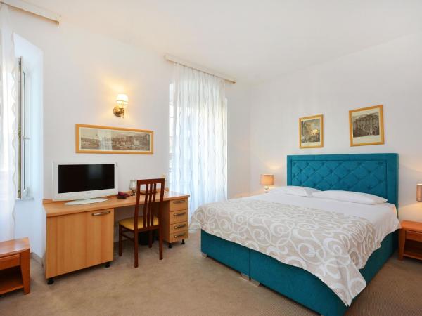 Hotel Adriana : photo 3 de la chambre chambre supérieure lit queen-size