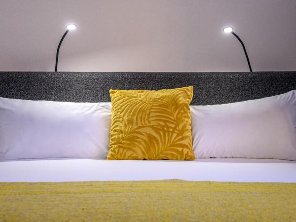 PREMIER SUITES Antwerp : photo 8 de la chambre chambre deluxe