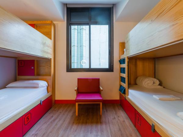 Ok Hostel Madrid : photo 3 de la chambre lit dans dortoir mixte de 4 lits