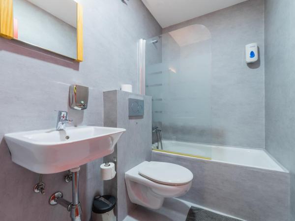 Ok Hostel Madrid : photo 4 de la chambre chambre double