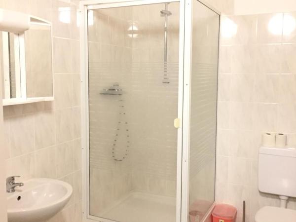 Pension Dreilinden Hannover GmbH : photo 8 de la chambre chambre double Économique