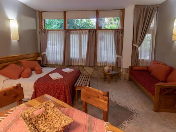 Lagos del Sur : photo 1 de la chambre chambre familiale supérieure