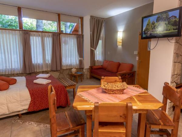 Lagos del Sur : photo 2 de la chambre chambre familiale supérieure